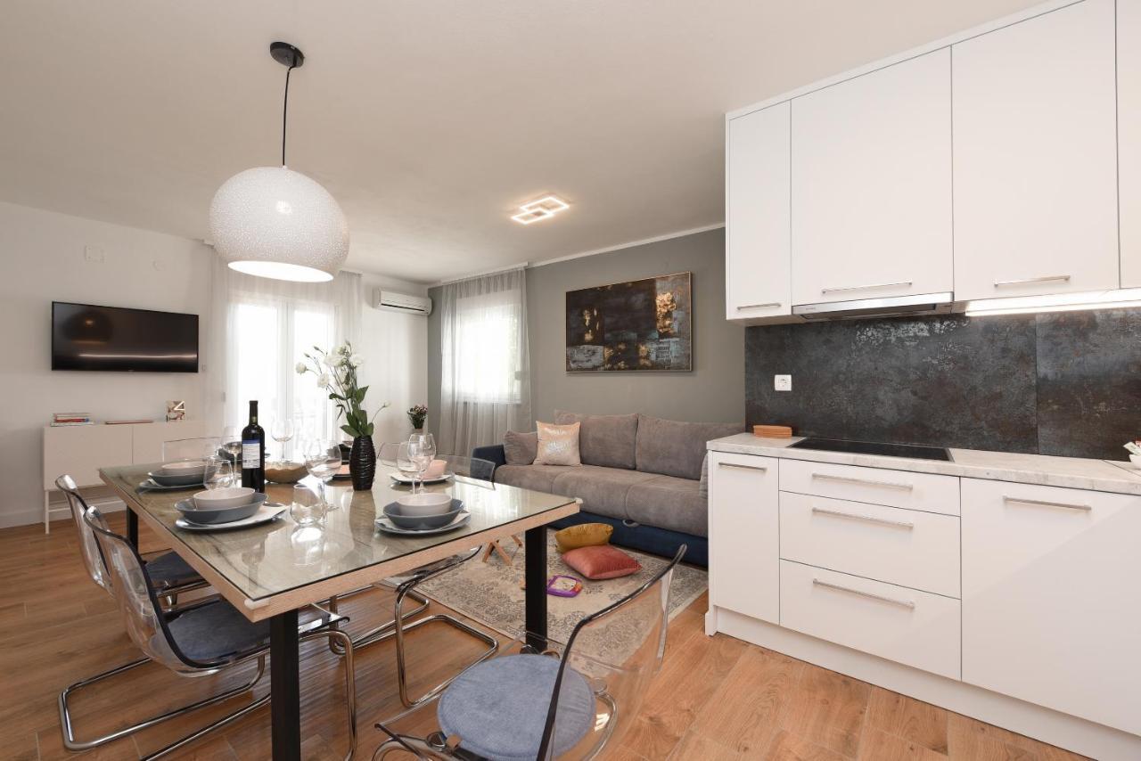 Malako Family Apartments Seline Extérieur photo