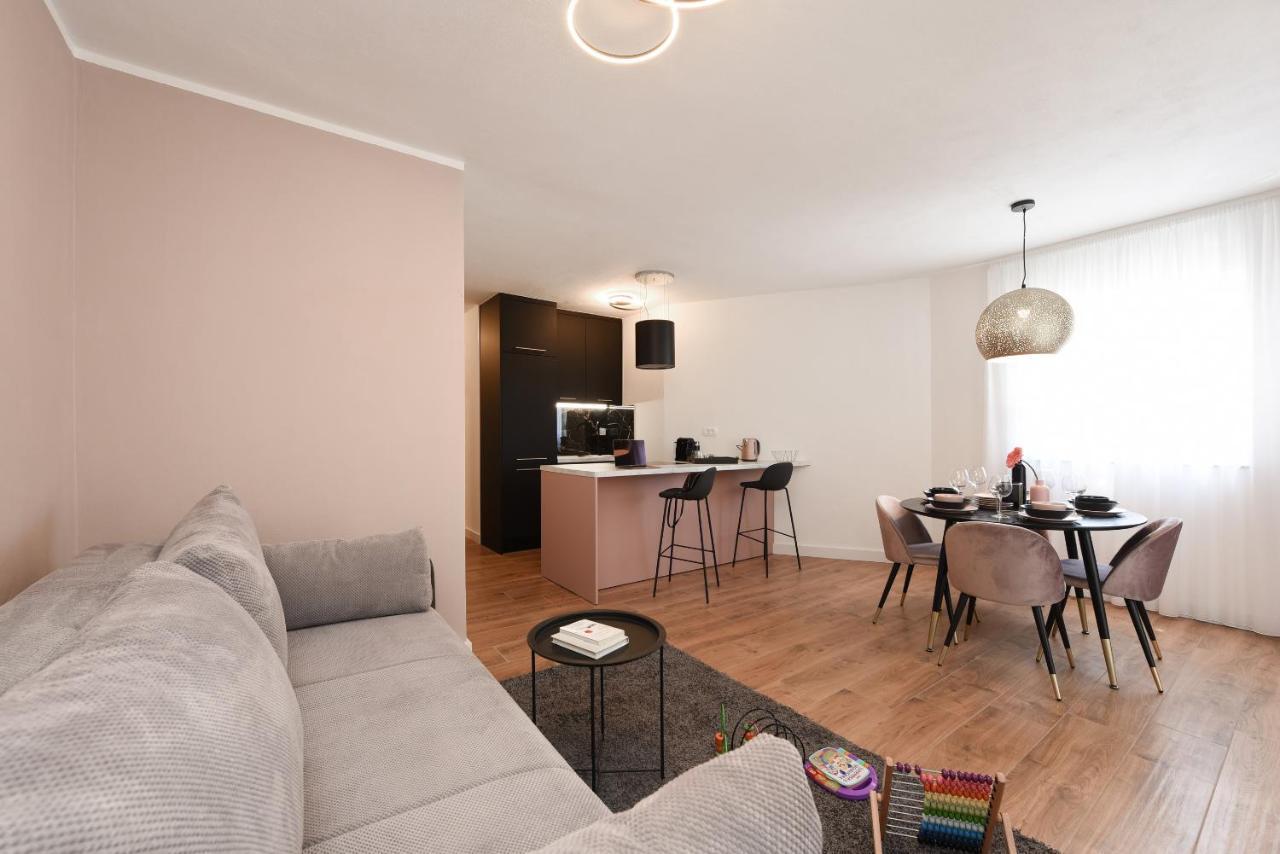 Malako Family Apartments Seline Extérieur photo